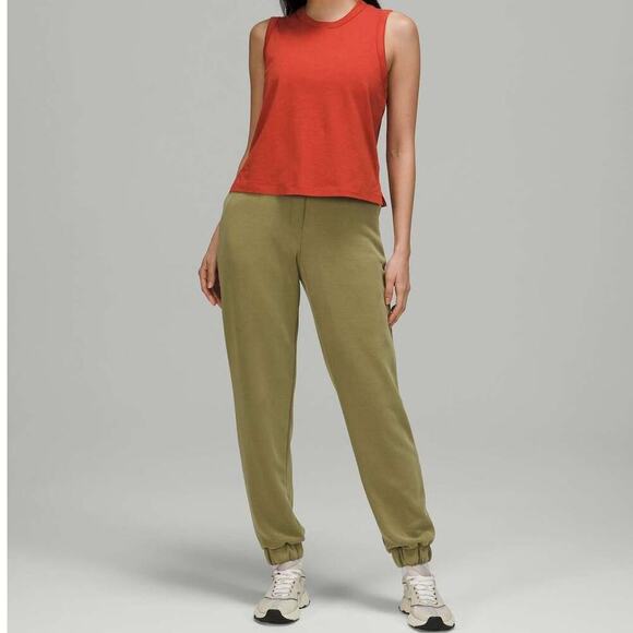 Lululemon Softstreme Relaxed High Rise Pant Suede Jogger Sweatpants Green Size 0 - Picture 2 of 14